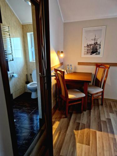 Banheiro, Willa Bliska in Piecki-Migowo