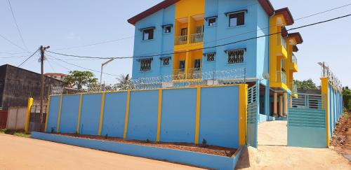 RÉSIDENCE DES 7 COLLINES RÉSIDENCE DES 7 COLLINES