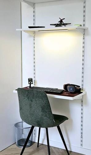 Seaside 3 suites Penthouse with Pool Gym & BBQ Terrace