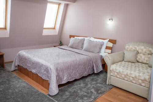 Sin-Kom Hotel Garni - image 11