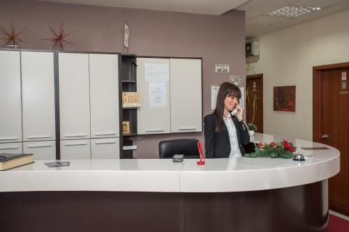 Sin-Kom Hotel Garni - image 13