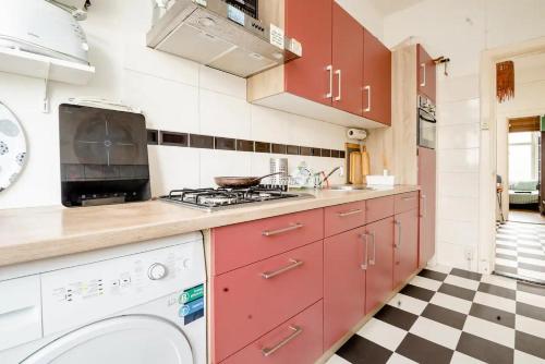 Cozy private room in shared apartment, close to beach and city center, L'Aia (foto 7)