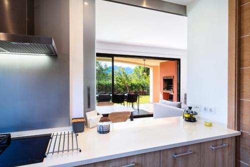 Pax Maris entre mar y montañas Pax Maris entre mar y montañas