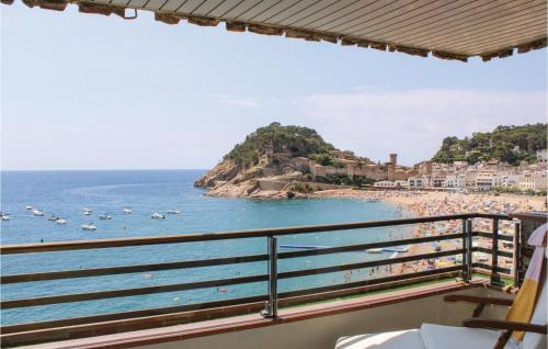 Stunning apartment in Tossa de Mar w/ WiFi and 4 Bedrooms - image 11