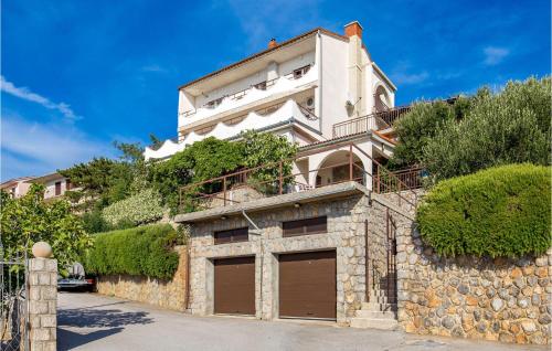 Viesnīcas āriene, Cozy Apartment In Sveti Juraj With House Sea View in Sveti Juraj