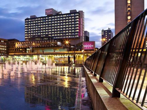 Central Apartment - Terrace - Cinema -Free Parking, Manchester (photo 6)