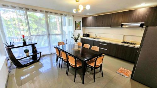 Kitchen, 87 Guesthouse in Baguio