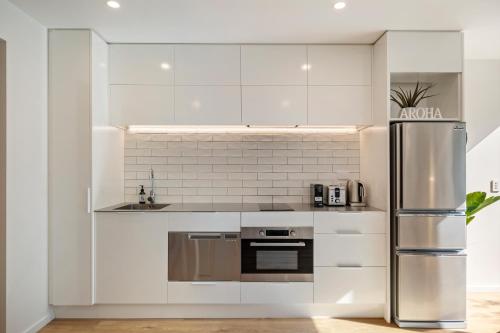 Stunning Apartment in City Centre - image 3