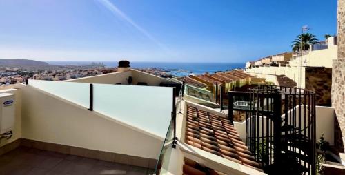 Casa Tucan - two bedrooms, heated pool, city and ocean views Casa Tucan - two bedrooms, heated pool, city and ocean views