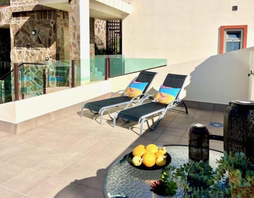 Casa Tucan - two bedrooms, heated pool, city and ocean views Casa Tucan - two bedrooms, heated pool, city and ocean views