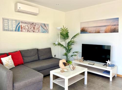 Casa Tucan - two bedrooms, heated pool, city and ocean views Casa Tucan - two bedrooms, heated pool, city and ocean views