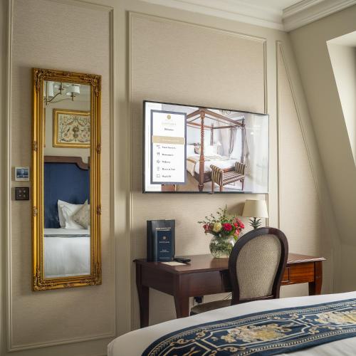 The Leonard Hotel - image 3