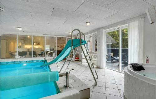 Swimming pool, Holiday Home Per Knoldsvej Blavand Ix in Vejers Strand