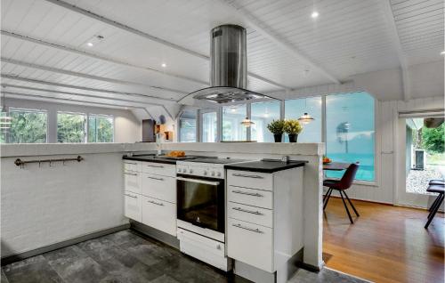 Kitchen, Holiday Home Per Knoldsvej Blavand Ix in Vejers Strand
