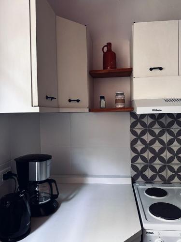 Cálido monoambiente con amplia cocina en Villa Devoto (Calido monoambiente con amplia cocina en Villa Devoto) in บียาเดโบโต