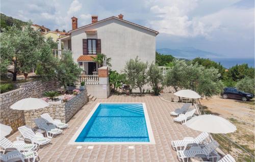 Úszómedence, Apartment Labin 22 With Outdoor Swimmingpool in Ravni