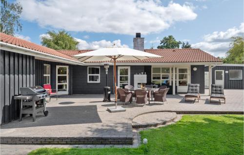  4 Bedroom Amazing Home In Kirke Hyllinge in Kirke-Hyllinge