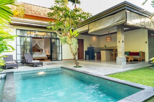 Villa with Private Pool image 10