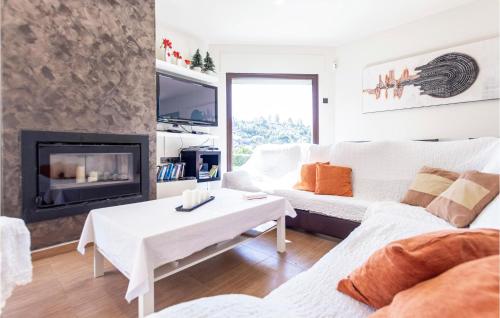 Beautiful Home In Malaga With Wifi, Малага (фото 2)