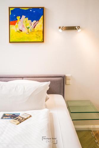 Single Room image 9