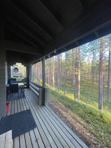 Peaceful Cabin Near Skiing Routes! - Tap to explore photos