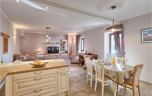 virtuve, Villa Sany in Heki