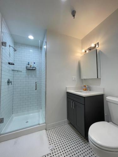 Private Rooms with Share Livingroom and Kitchen in Pilsen in Chicago, USA