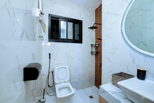 Villa Bonapriso-Hydrocarbures luxueux Consierge , gardien ,WiFi , groupe électrogène Villa Bonapriso-Hydrocarbures luxueux Consierge , gardien ,WiFi , groupe électrogène