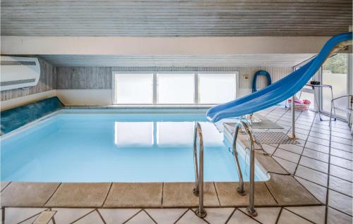 Úszómedence, Stunning Home In Saltum With Sauna in Gronhoj