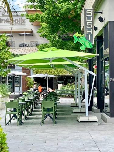 GroveO1 10 min from the beach GroveO1 10 min from the beach