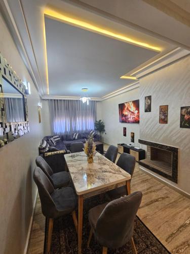 MIA Appartement N2 - Elegance, Confort et Serenite in Roches Noires