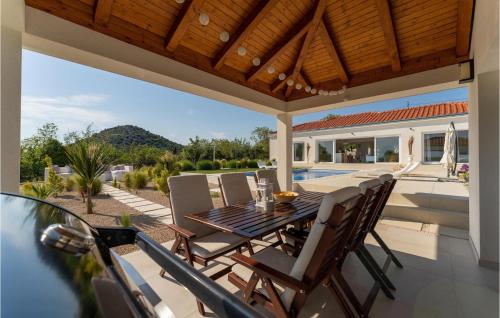 A szálláshely kívülről, Villa Nebesi ZadarVillas in Budak