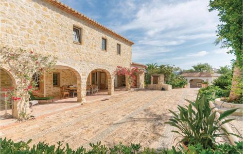 Three-Bedroom Holiday Home in Benissa - image 12