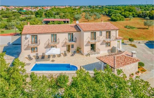 Luxurious Home In Galizana – khách sạn tại Galižana