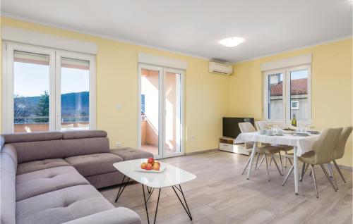 Awesome Apartment In Cavle With Wifi