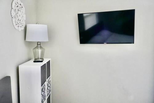 Indy Oasis Luxe Hideaway Minutes from Downtown & Arenas in Indianapolis, USA