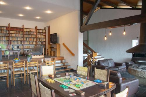 Grand appartement vue Montagne plein sud grand garage sur demande Grand appartement vue Montagne plein sud grand garage sur demande