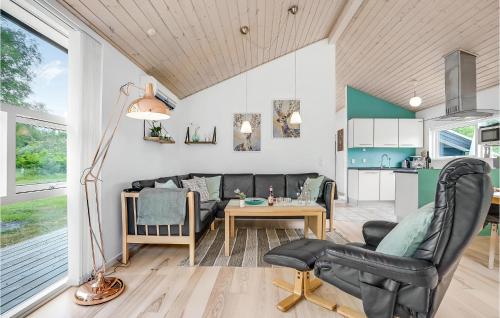  Schönes Haus In Asaa Mit Küche in Aså