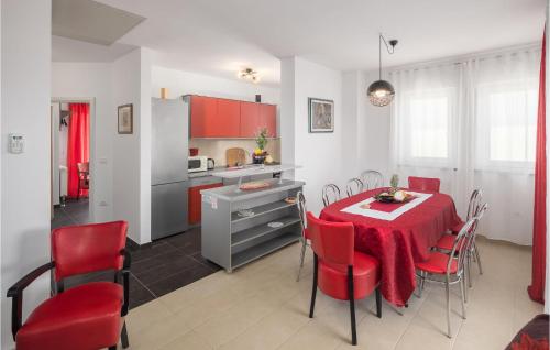 Konyha, Lovely Home In Crveni Vrh With Wifi in Crveni Vrh