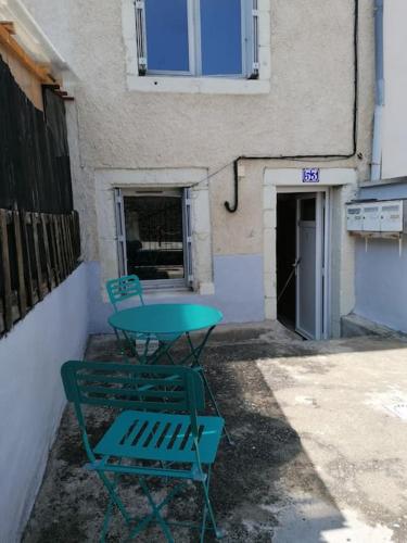 Studio Joseph 5 minutes Le Puy en Velay in Espaly-Saint-Marcel