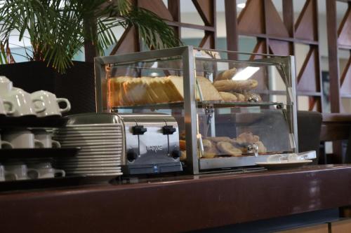 609944432 Holiday Inn Express Guadalajara Expo by IHG