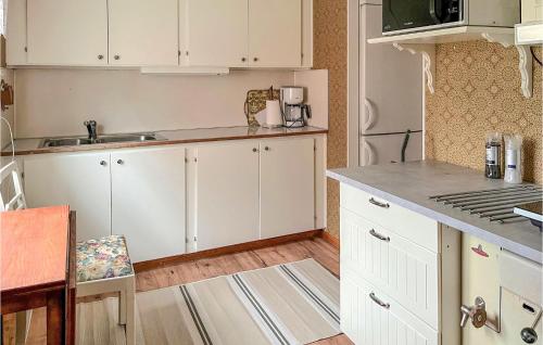 virtuve, Nice Home In Timmernabben in Timmernabben