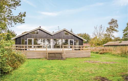 Four-Bedroom Holiday Home In Ebeltoft – khách sạn tại Elsegarde
