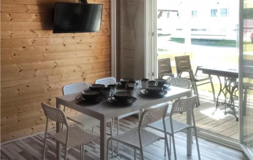 Two-Bedroom Holiday Home