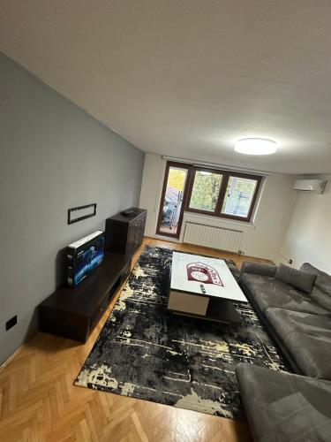 Stan na dan Daris Stan na dan Daris