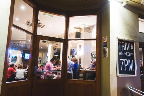 入口, 卡諾博拉斯酒店 (Hotel Canobolas) in 奧蘭治