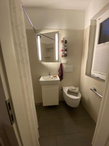 Private room with own bathroom, Hannover (photo 6)