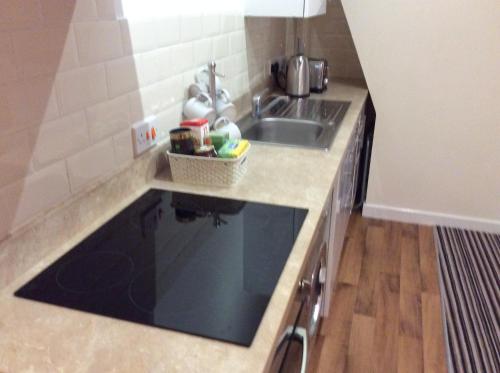 ห้องครัว, Wg Apartment in มาคเคิลไฟล์