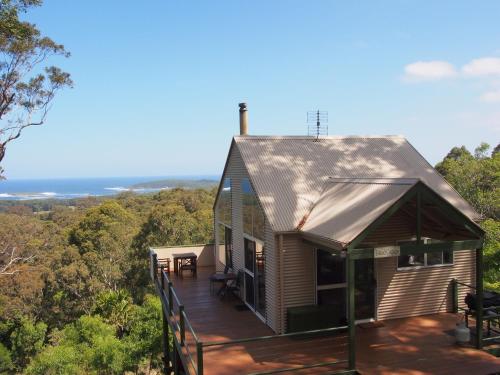 Exterior view, Bundle Hill Cottages in Bawley Point