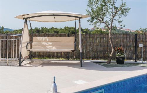 Six-Bedroom Holiday Home In Rogoznica, Rogoznica (photo 9)